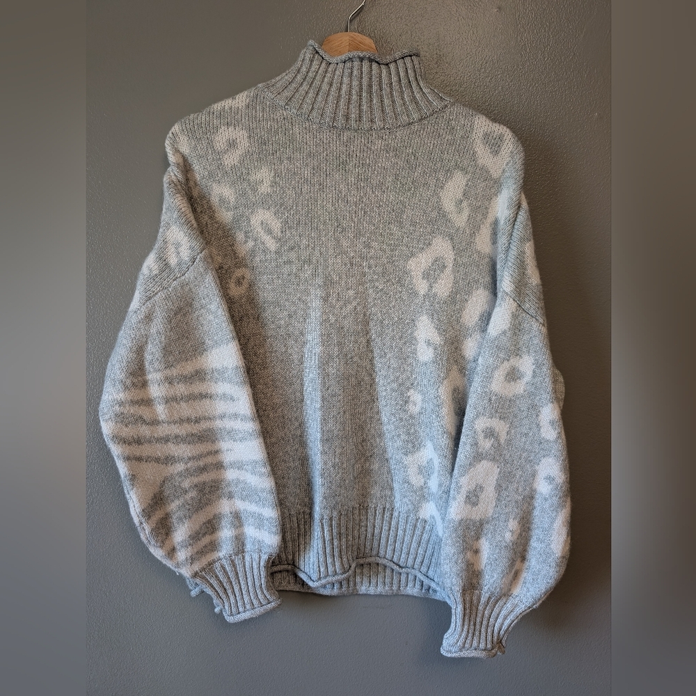 Nine West Gray and White Cowl Turtleneck Sweater with Zebra And‎ Leopard Sleeves